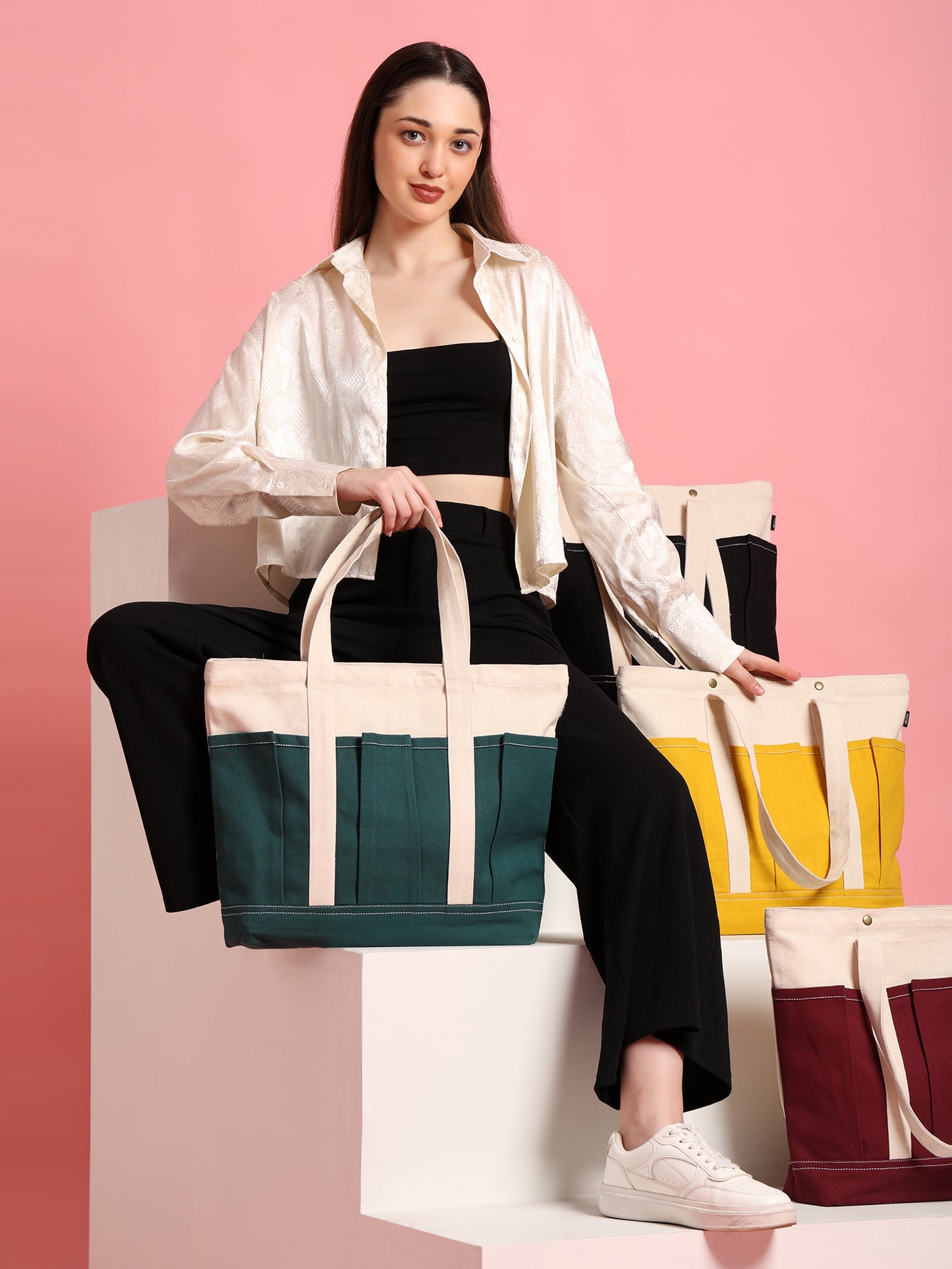 LEVO Tote bags